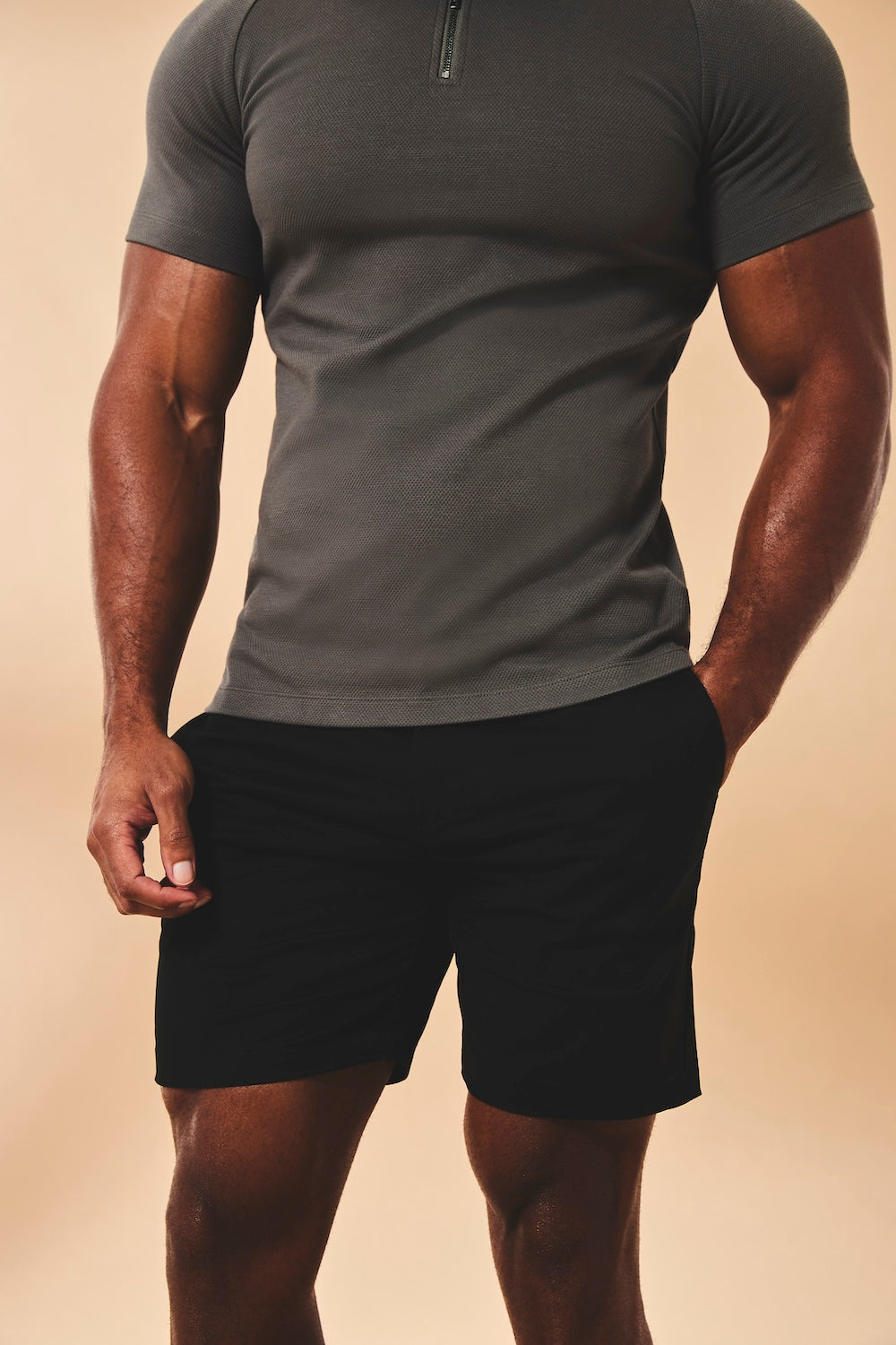 Muscle Fit Stretch Chino Shorts in Black