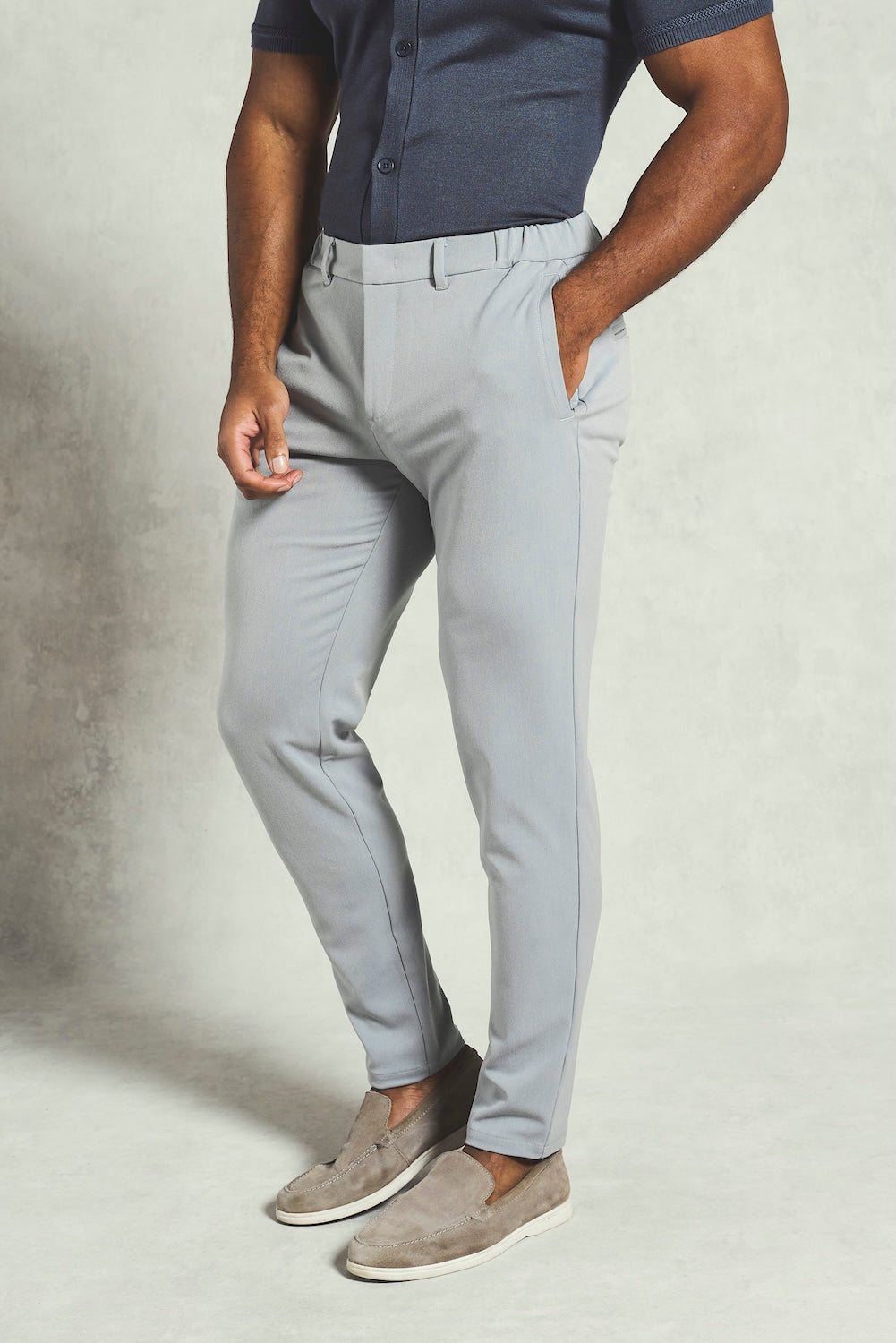 365 Muscle Fit Trouser in Grey