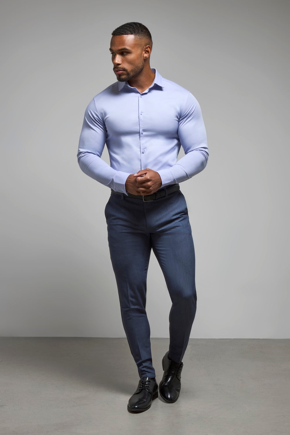 Muscle Fit Dress Shirt in Lilac
