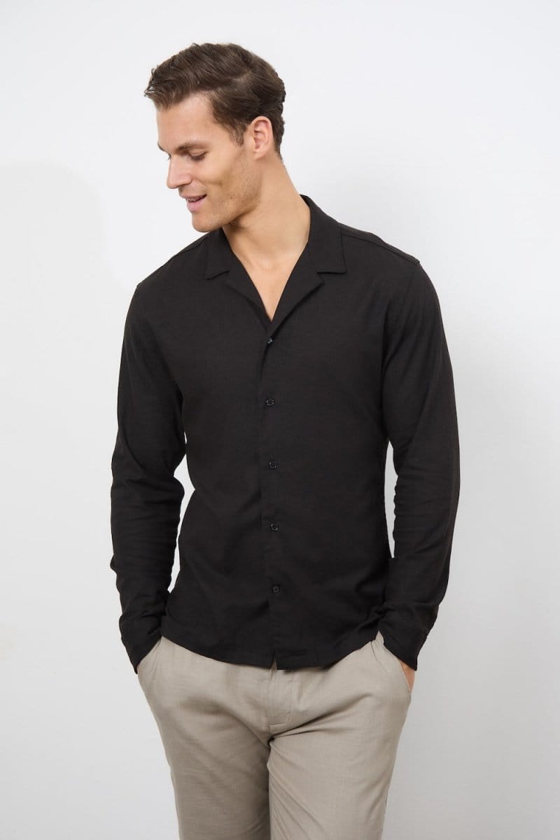 Linen Blend Cuban Collar Shirt in Black - TAILORED ATHLETE - ROW