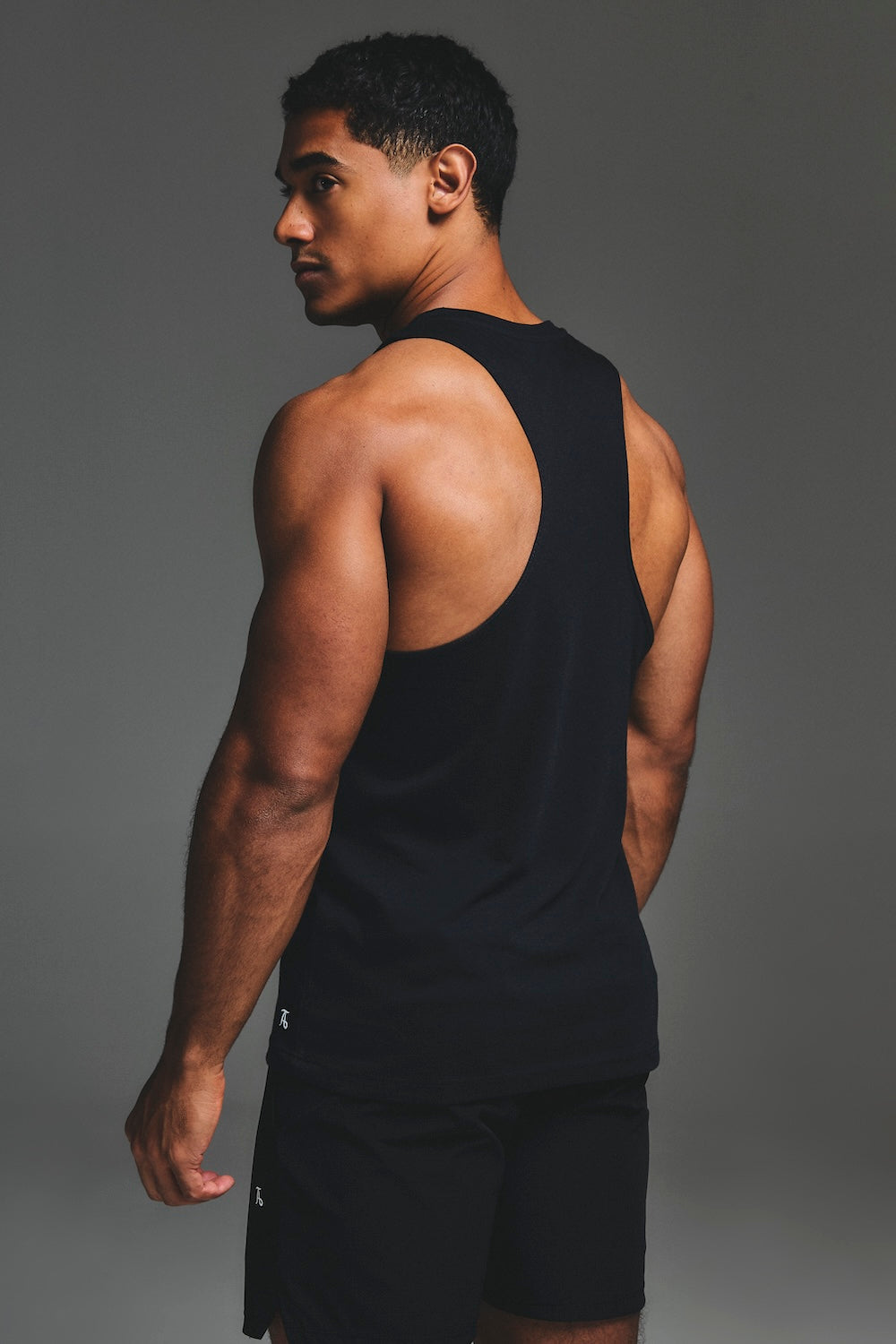 Essential Training Vest in Black