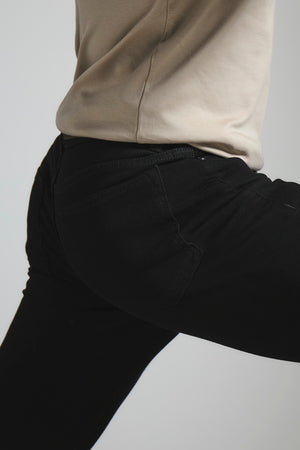 Muscle Fit Stretch Jeans in Black