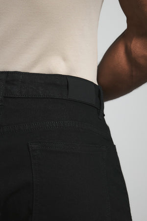 Muscle Fit Stretch Jeans in Black