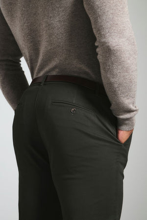 Muscle Fit Cotton Stretch Chino Trouser in Dark Khaki