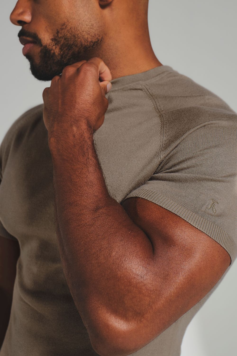 Fine Gauge Knitted T-Shirt in Khaki