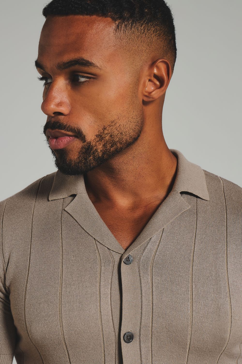 Ribbed Knitted Shirt in Mushroom