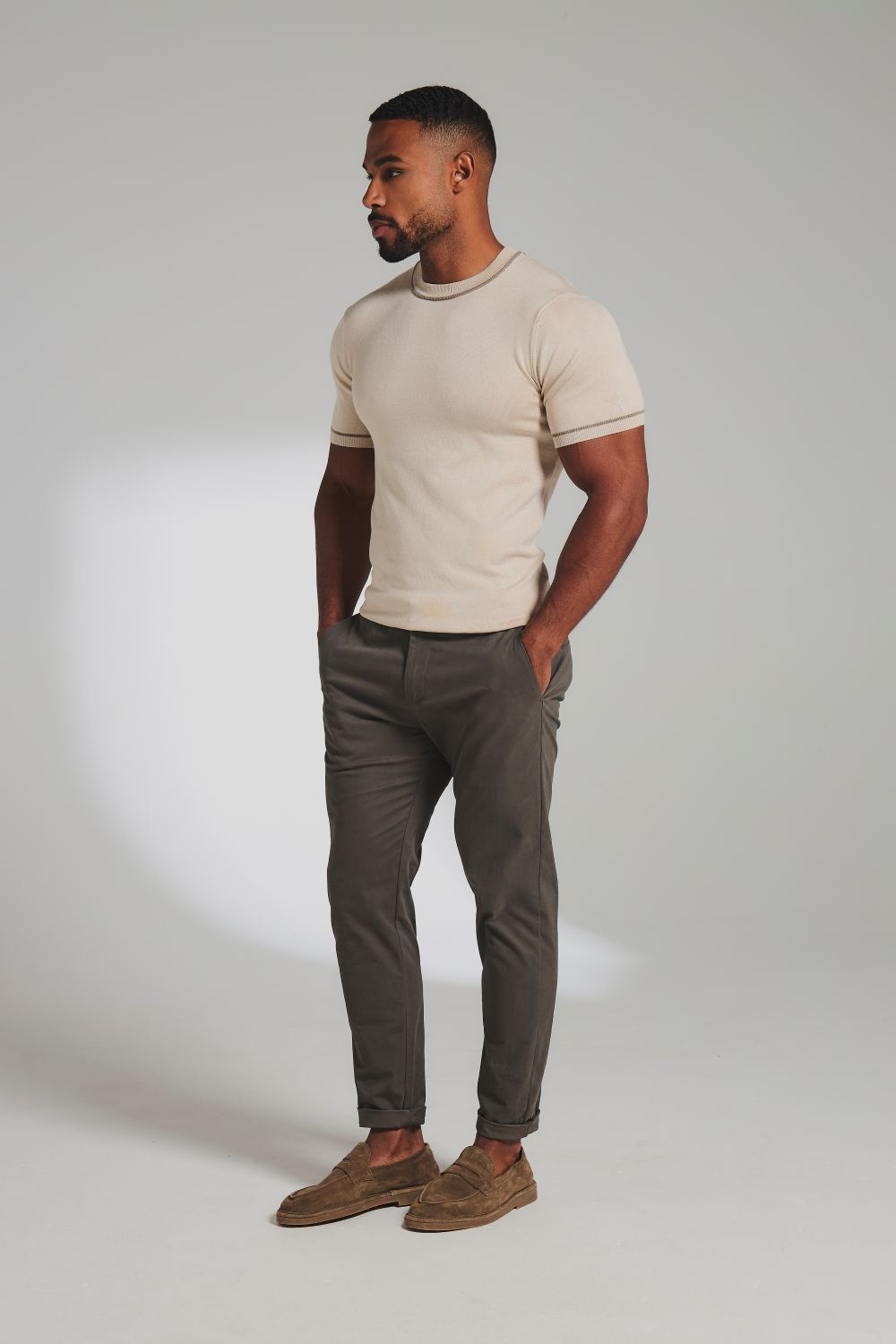Contrast Tipped Knitted T-Shirt in Light Stone