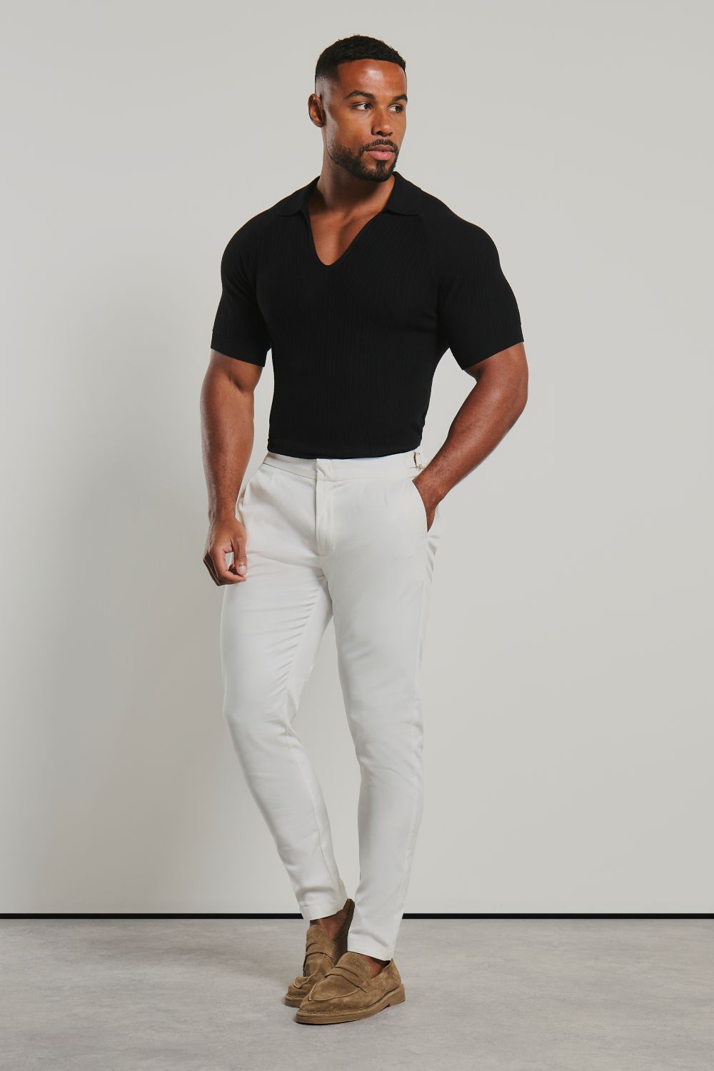 Textured Knitted V-Neck Open Collar Polo Shirt in Black