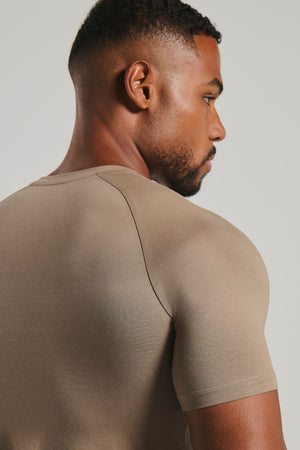 Muscle Fit T-Shirt in Mushroom