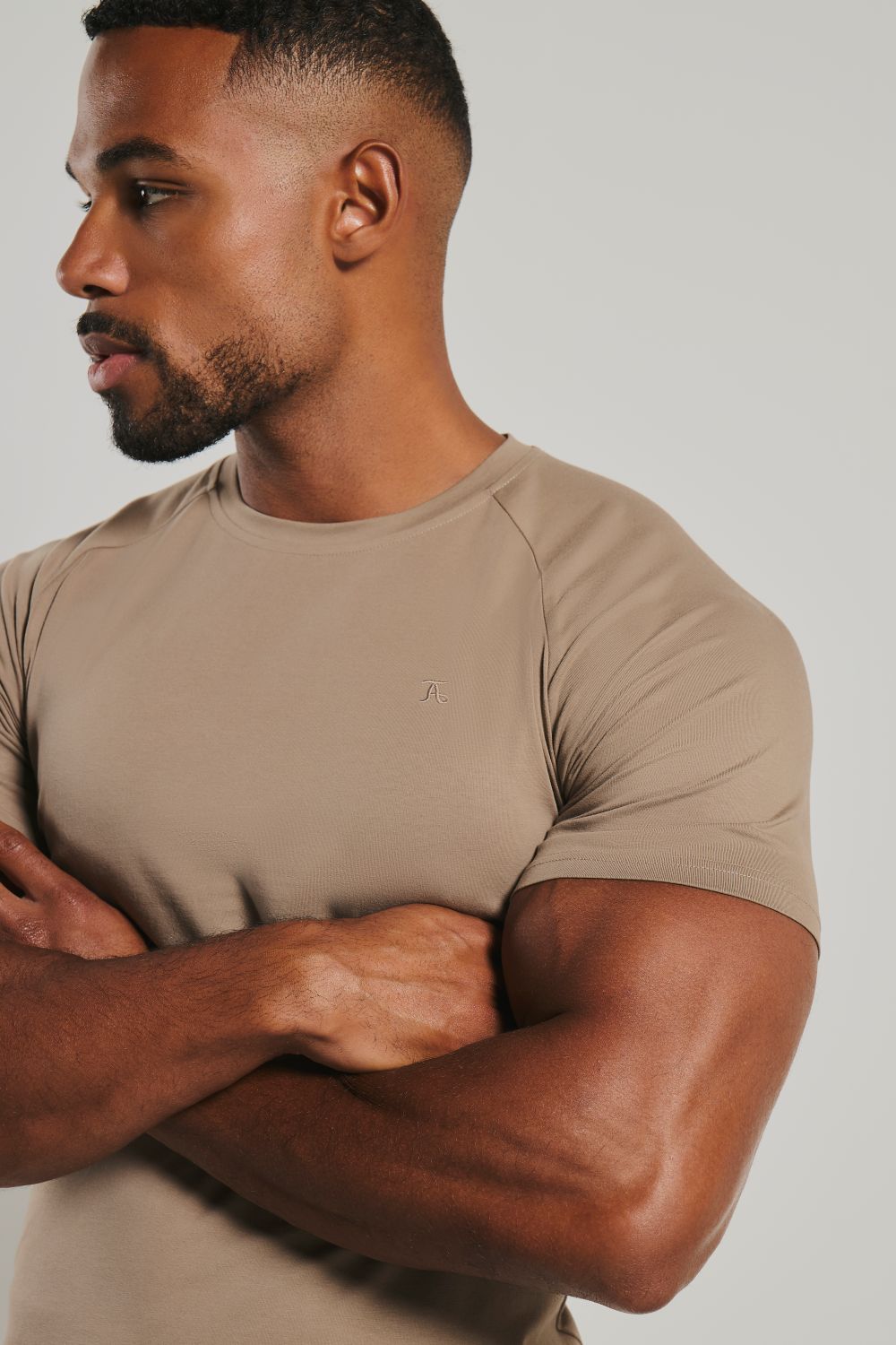 Muscle Fit T-Shirt in Mushroom