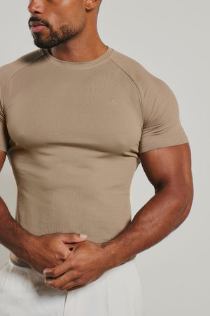 Muscle Fit T-Shirt in Mushroom