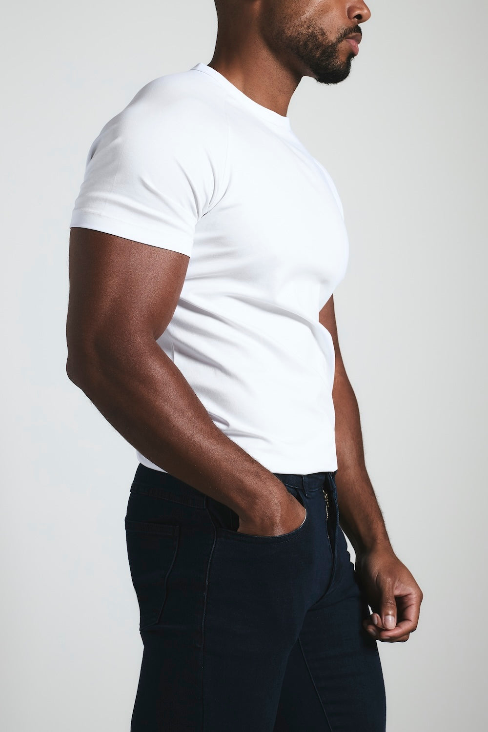 Muscle Fit Jeans in Indigo