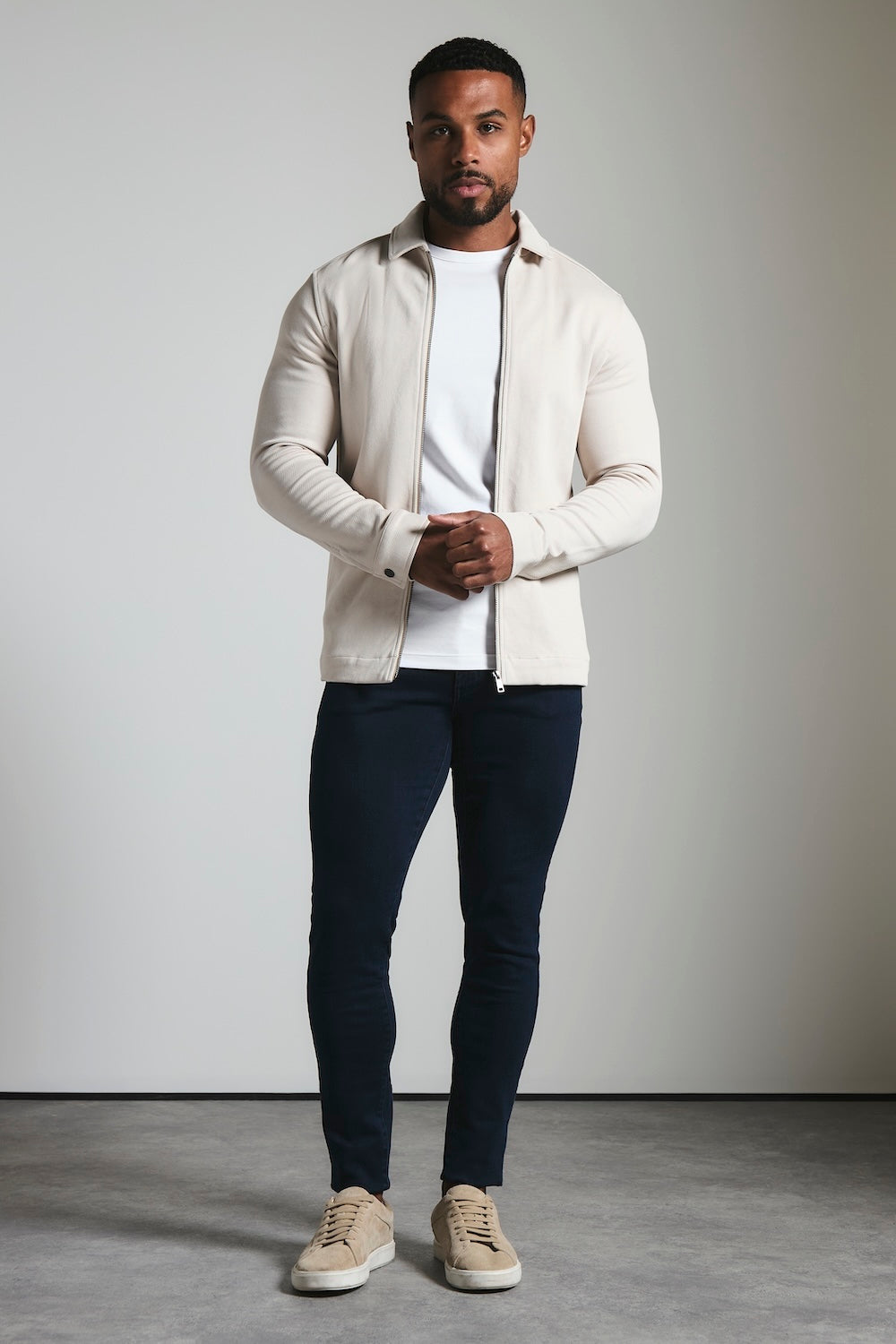 Muscle Fit Jeans in Indigo