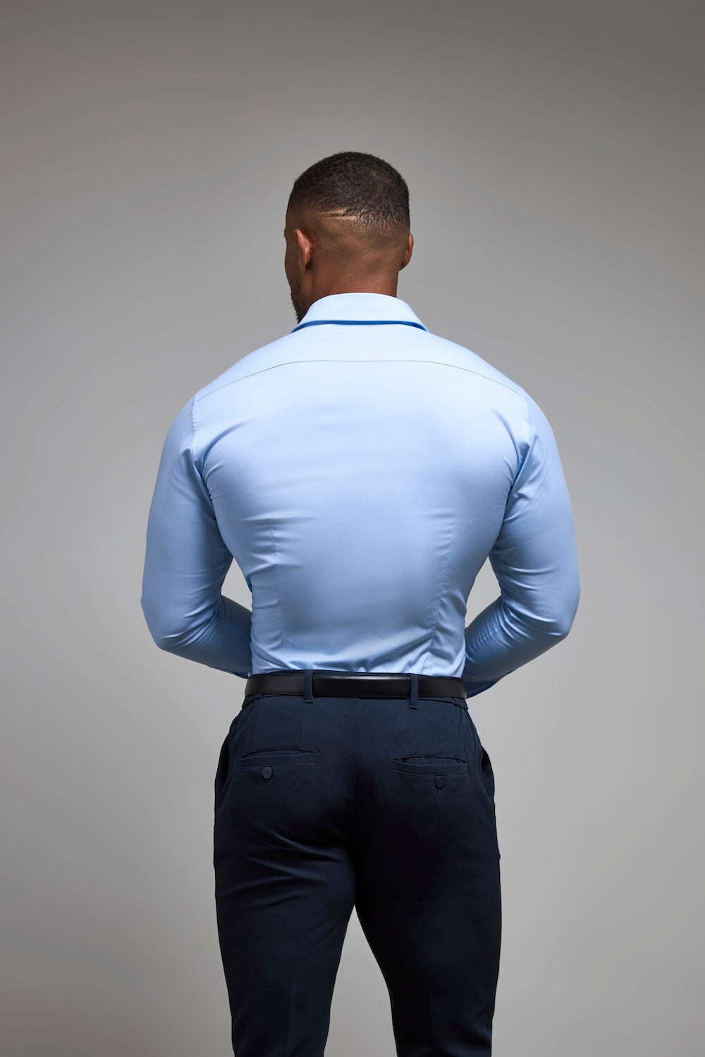 Muscle Fit Dress Shirt in Light Blue