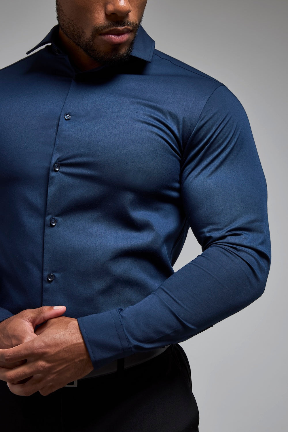 Muscle Fit Dress Shirt in Navy Blue