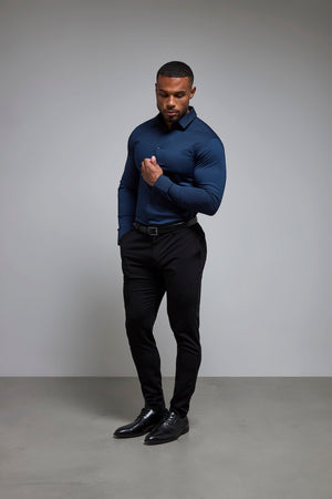 Muscle Fit Dress Shirt in Navy Blue