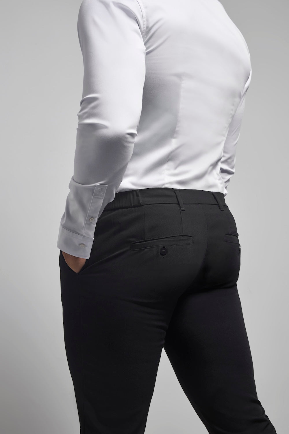 Muscle Fit Essential Trousers in Black
