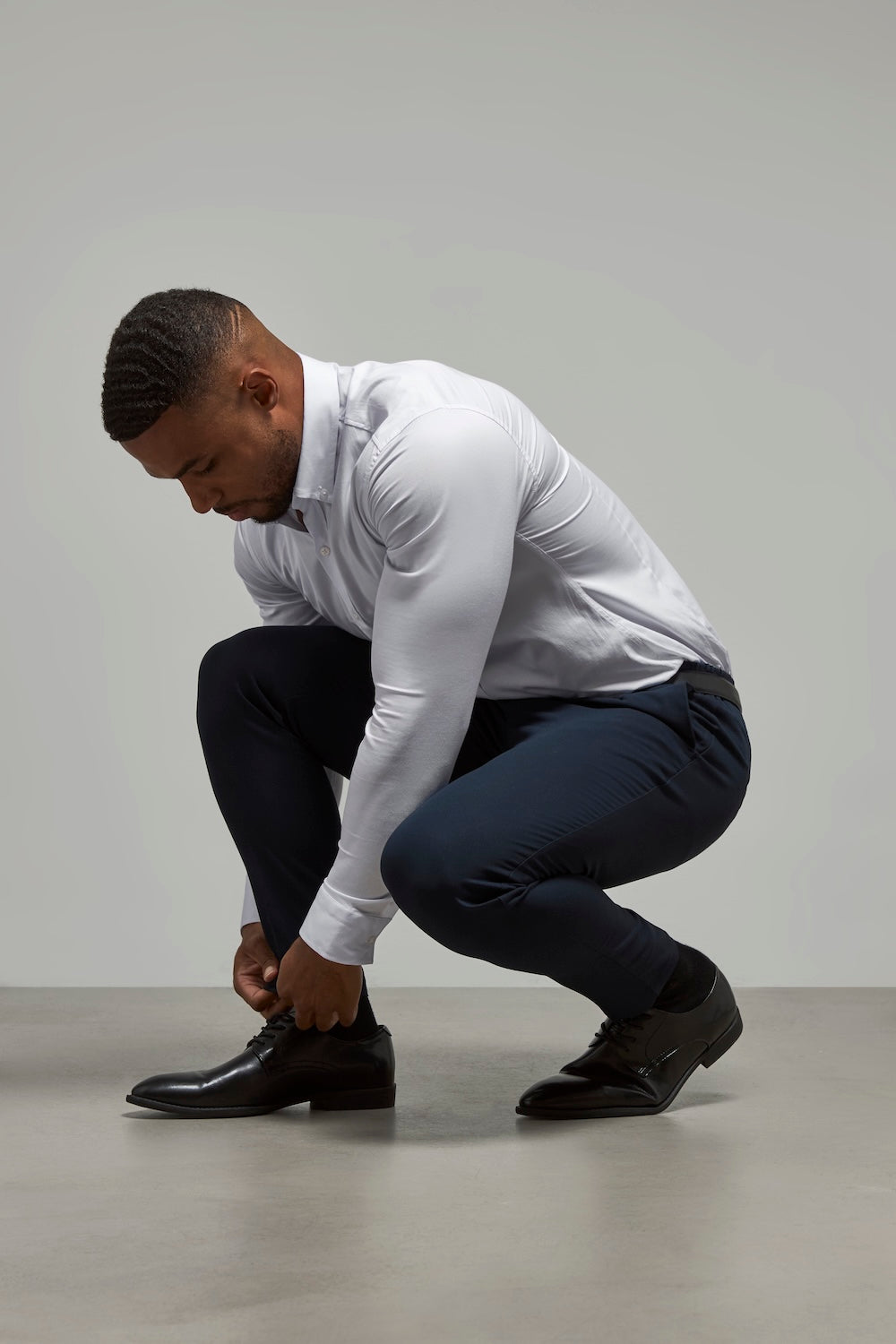 Muscle Fit Essential Trousers in Navy