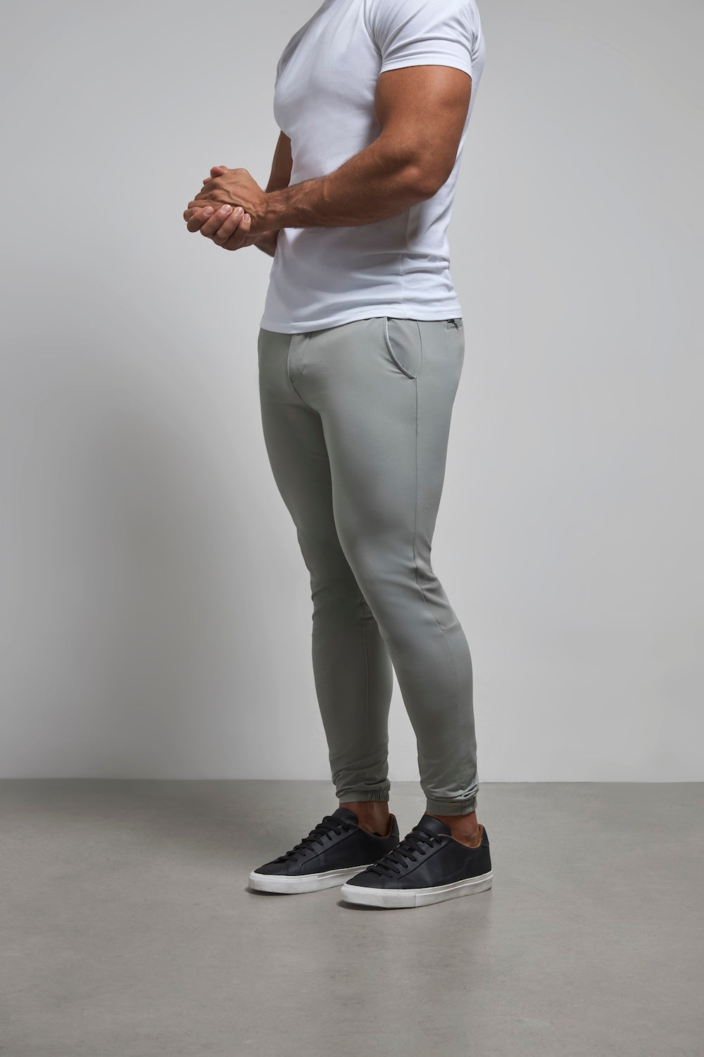 Everyday Tech Trousers in Soft Grey