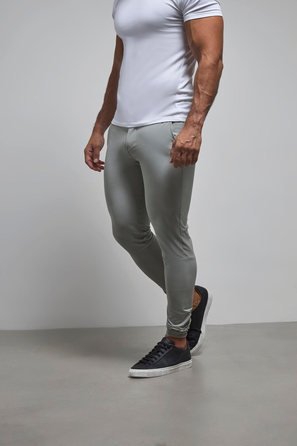 Everyday Tech Trousers in Soft Grey