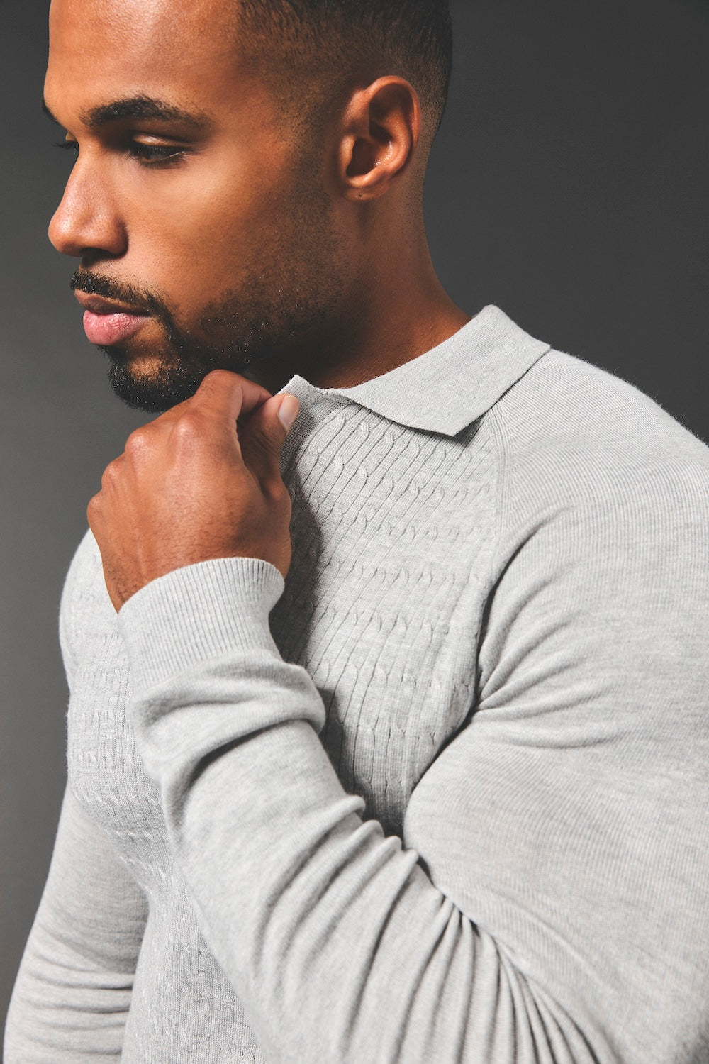 Fine Cable Knitted Polo Shirt in Light Grey Marl