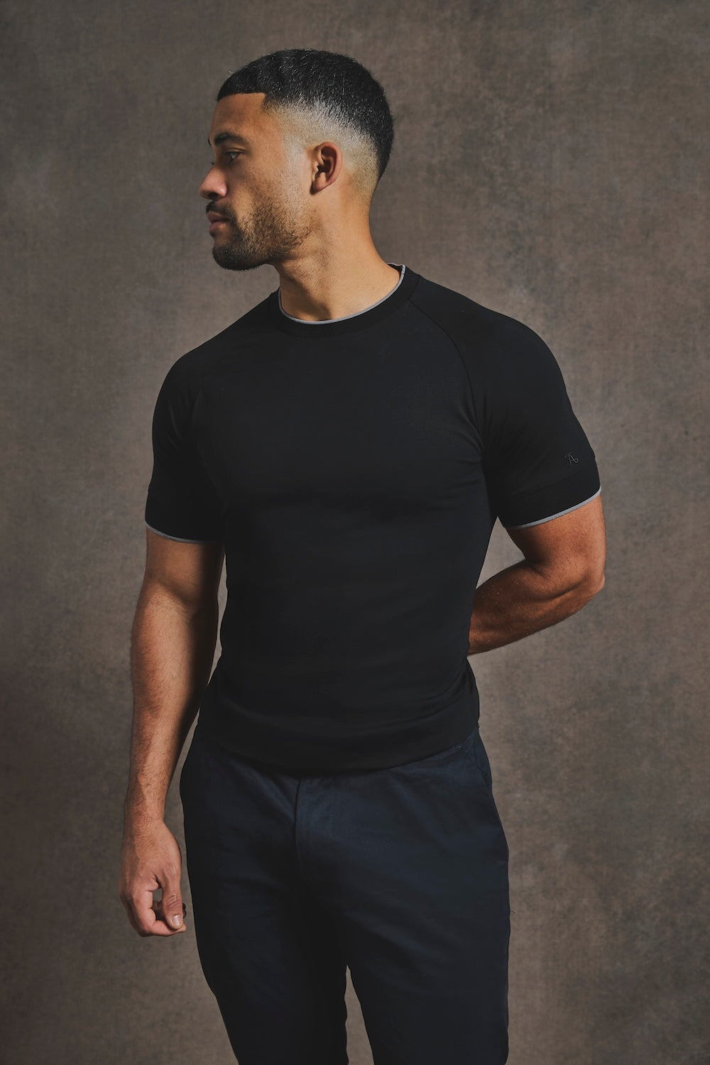 Fine Tipped T-Shirt in Black and Graphite