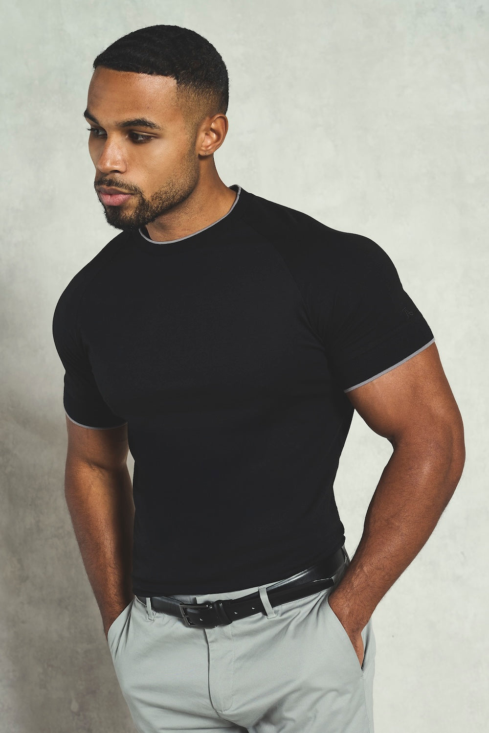 Fine Tipped T-Shirt in Black and Graphite