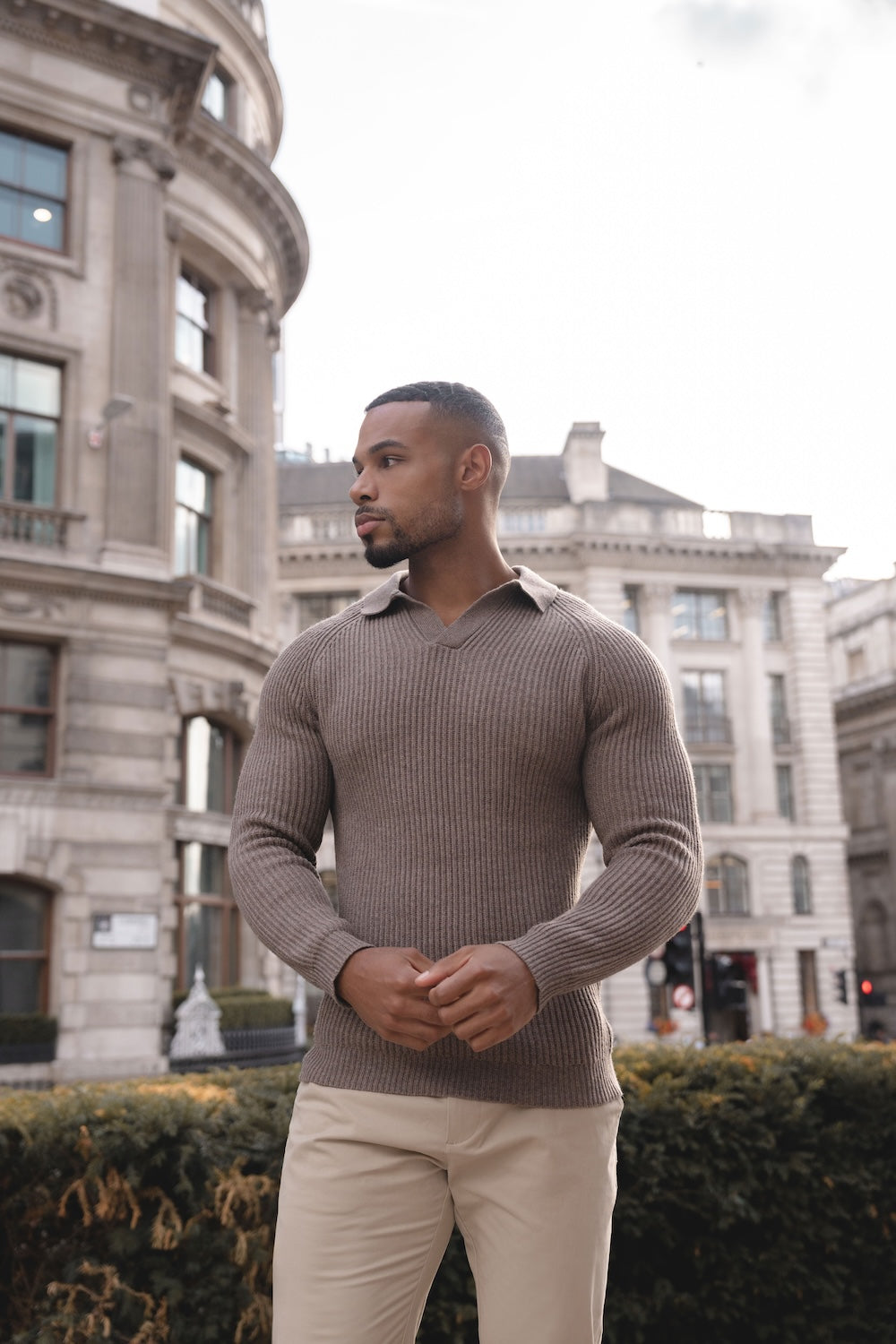 Fisherman Rib Open Collar Polo Shirt in Brown