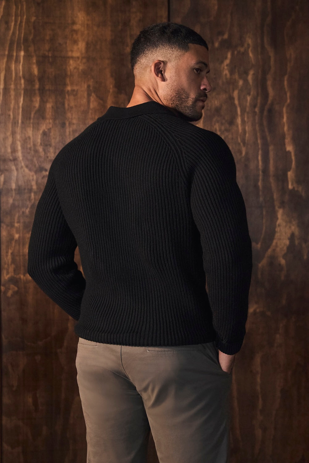 Fisherman Rib Open Collar Polo Shirt in Black