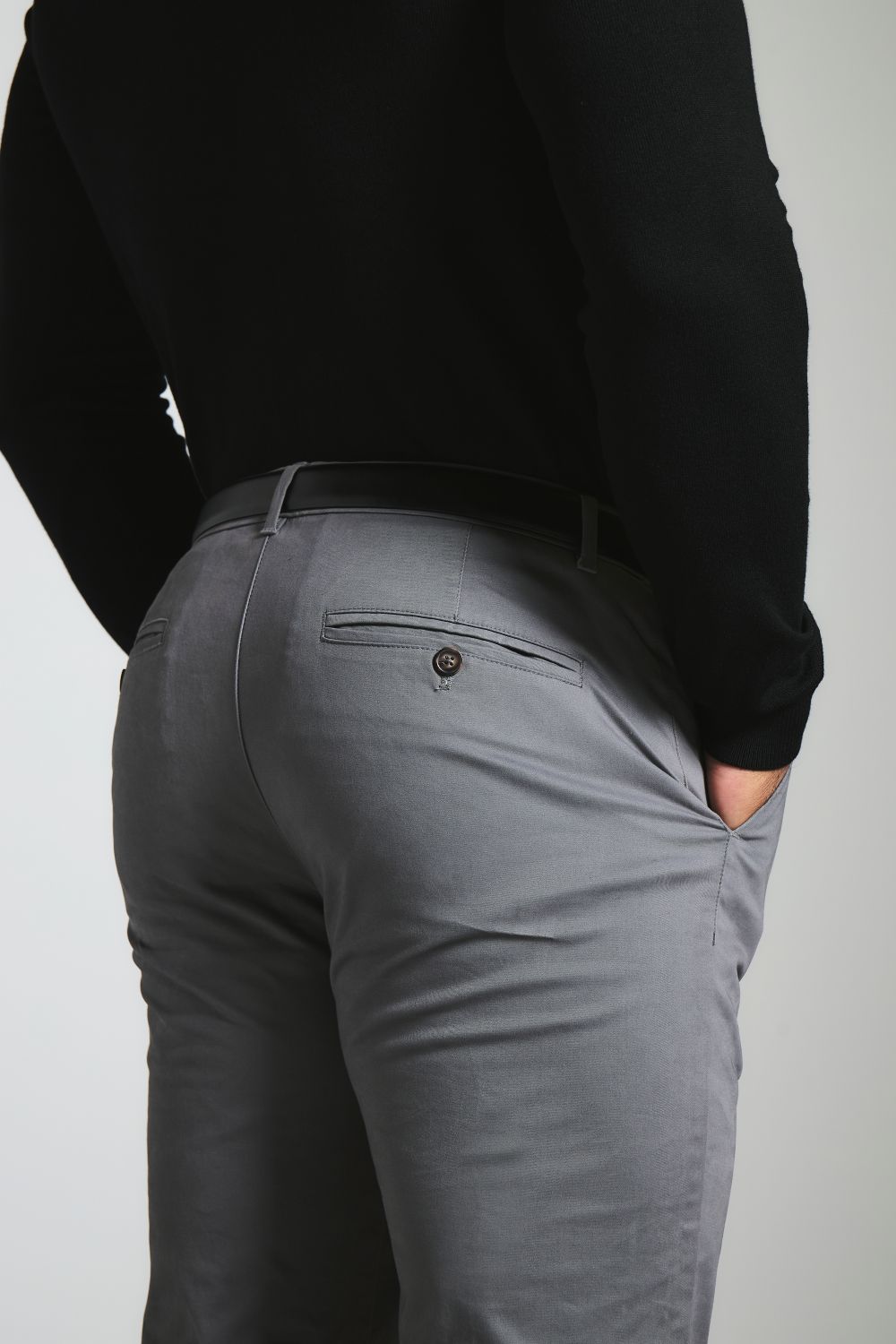 Muscle Fit Cotton Stretch Chino Trouser in Dark Grey