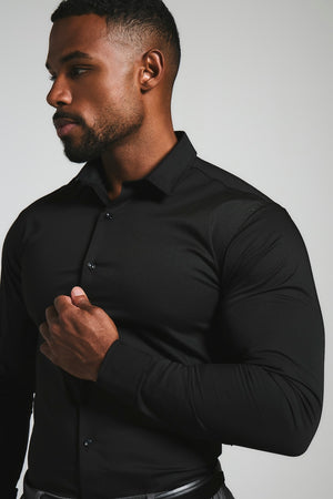 Muscle Fit Dress Shirt in Black