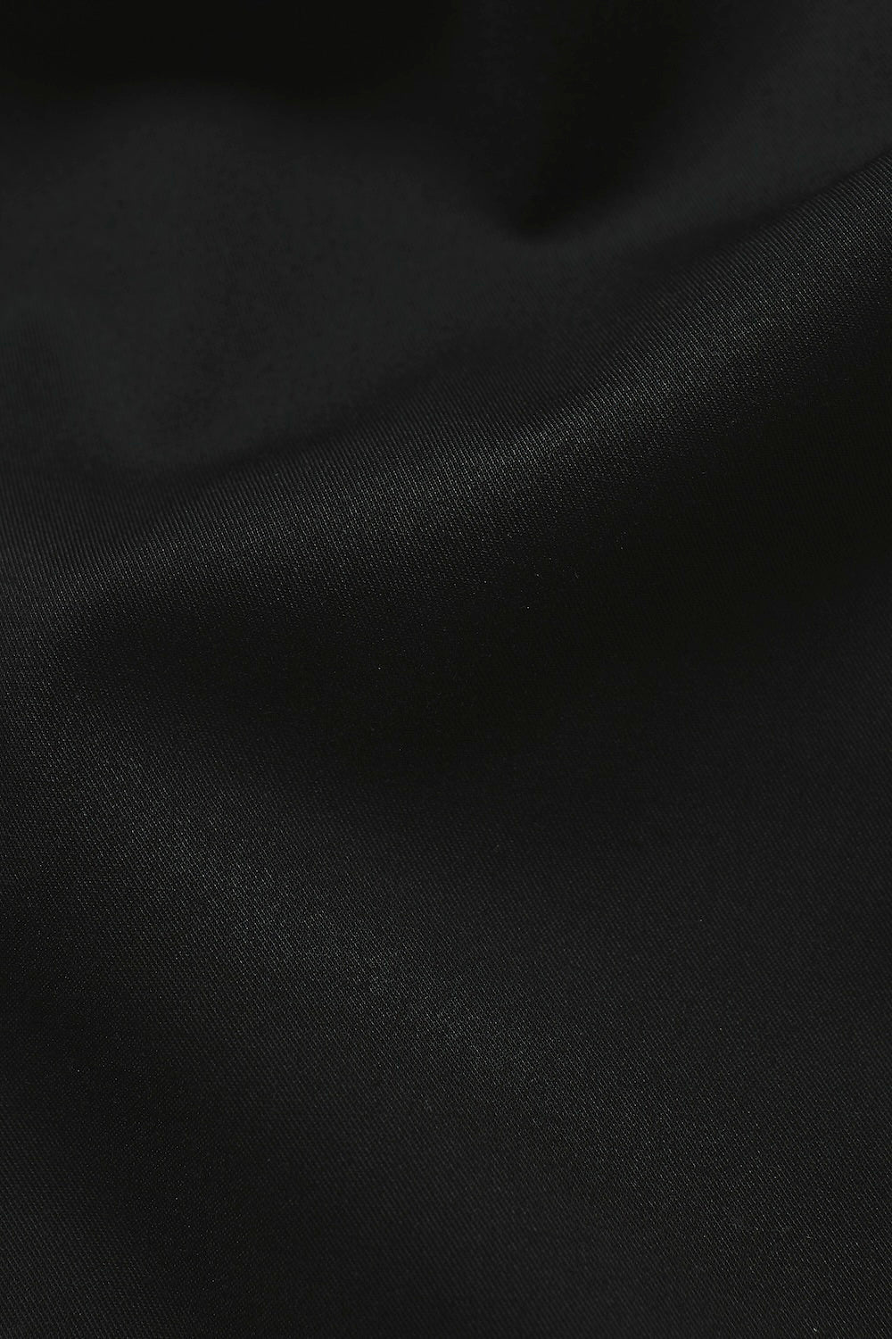 Muscle Fit Dress Shirt in Black