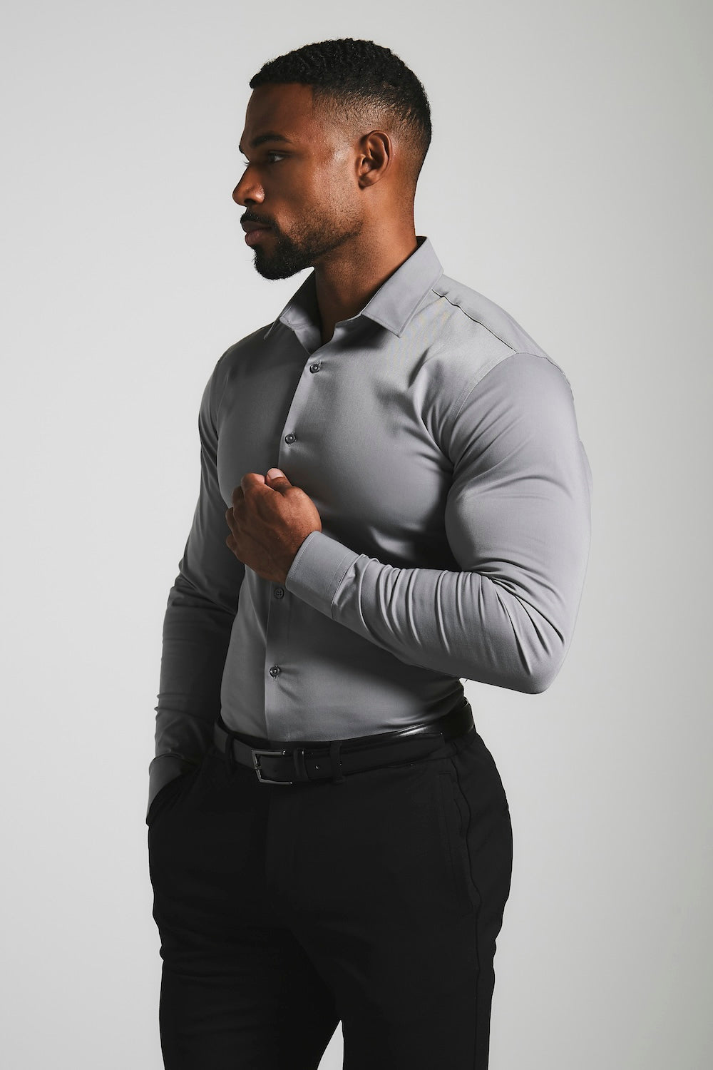 Muscle Fit Dress Shirt in Grey