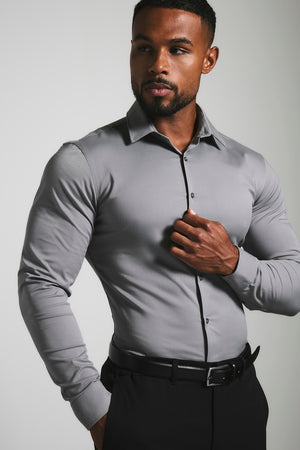 Muscle Fit Dress Shirt in Grey