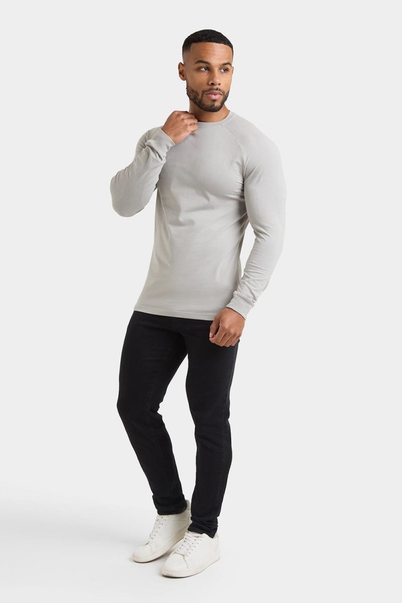 Muscle Fit Long Sleeve T-Shirt in Concrete Grey - TAILORED ATHLETE - ROW