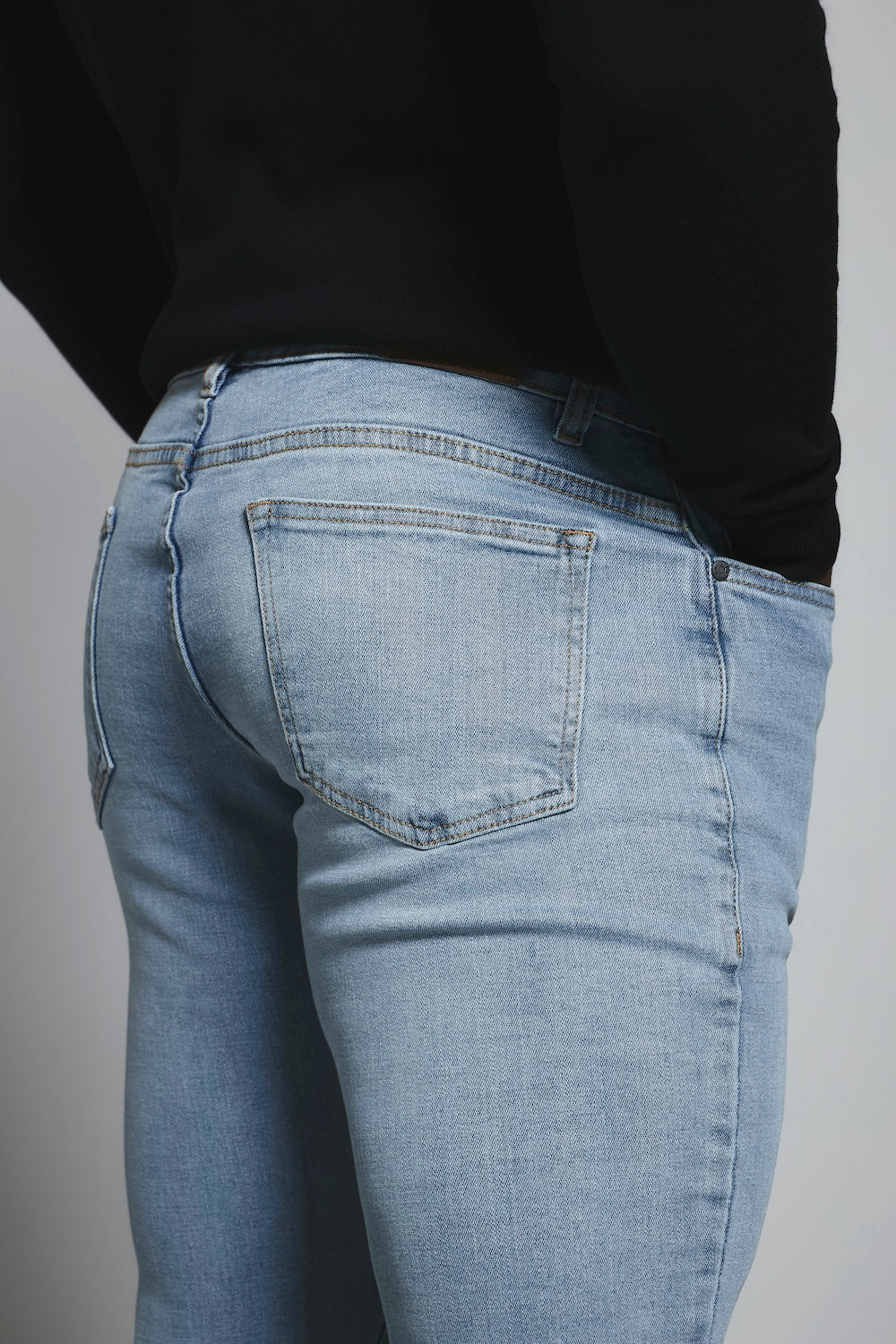 Muscle Fit Stretch Jeans in Light Blue