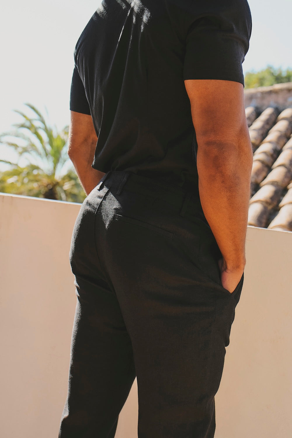 Stretch Linen Blend Single Pleated Trousers in Black