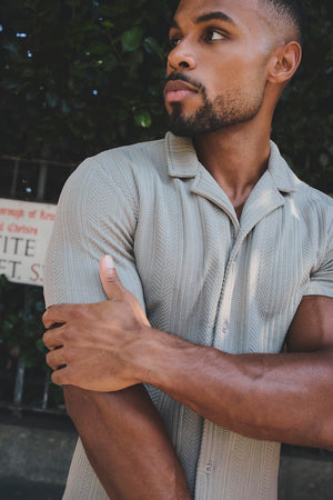 Stripe Patterned Cuban Collar Shirt in Dark Putty