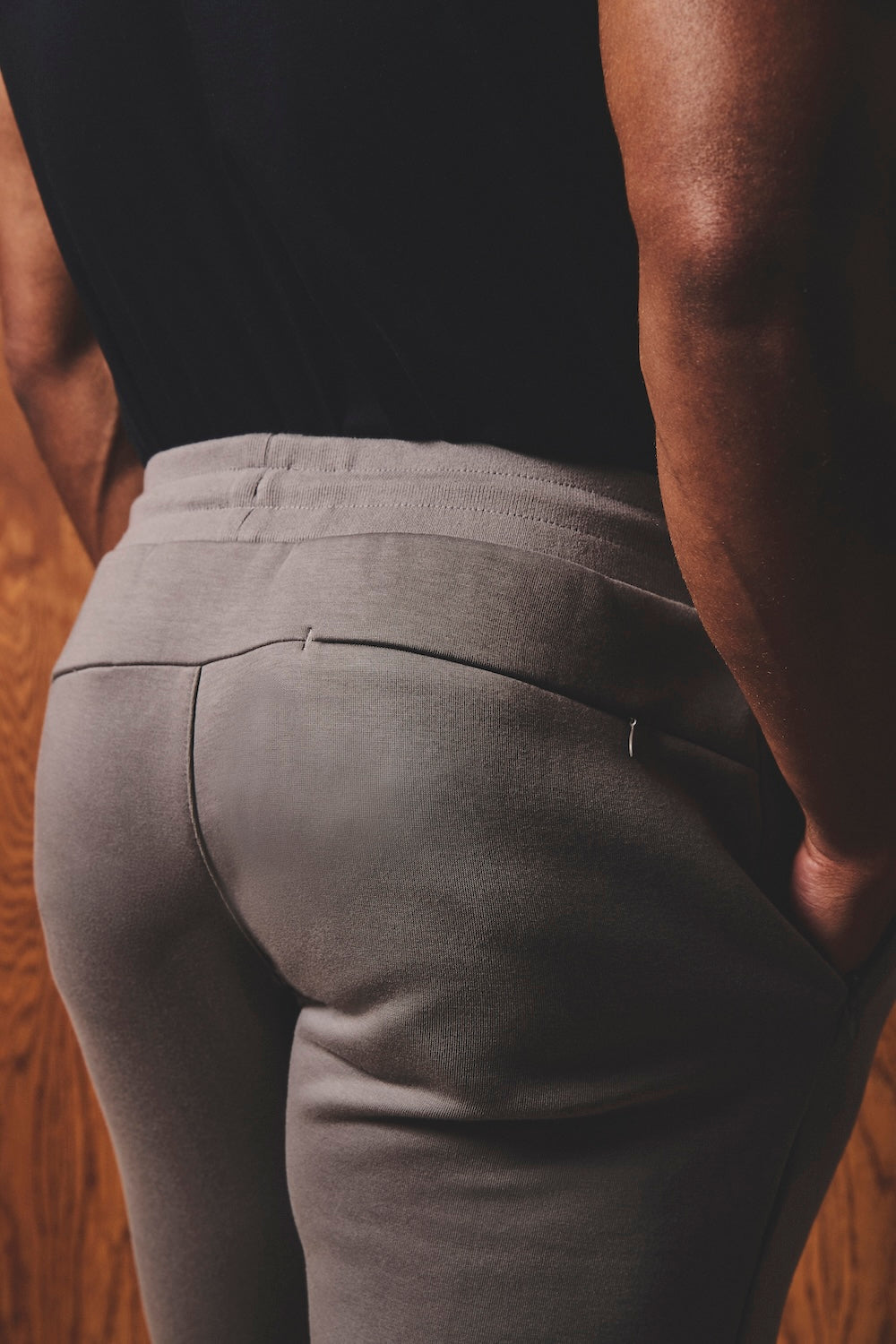 Luxe Sweat Smart Joggers in Mushroom