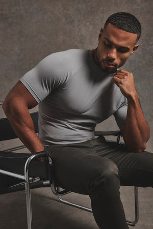 Muscle Fit T-Shirt in Grey