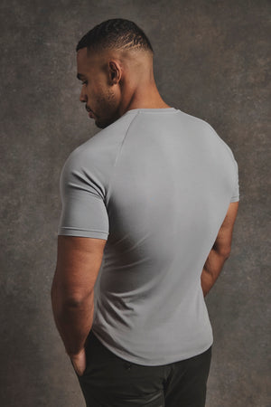 Muscle Fit T-Shirt in Grey