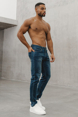 Muscle Fit Jeans in Mid Blue