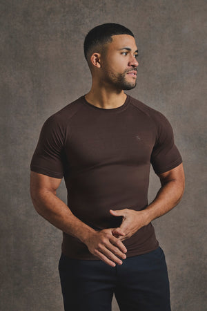 Muscle Fit T-Shirt in Chocolate