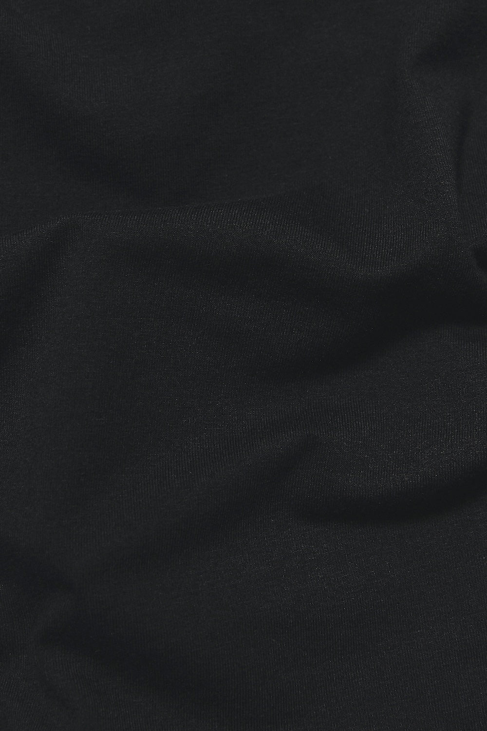 Muscle Fit V-Neck in Black