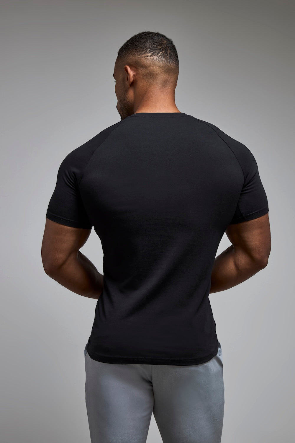 Muscle Fit T-Shirt in Black