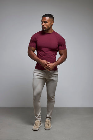 Muscle Fit T-Shirt in Burgundy