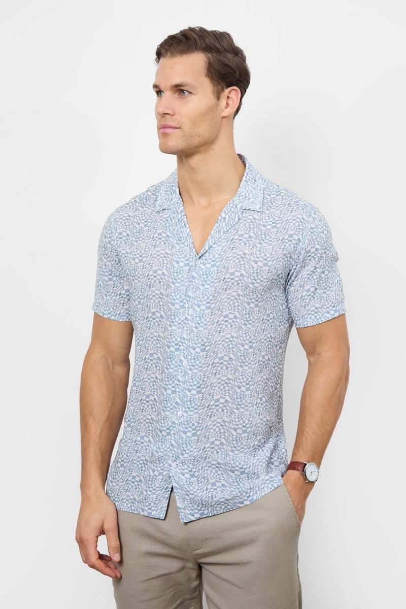 Printed Shirt in Blue Optical Geo - TAILORED ATHLETE - ROW