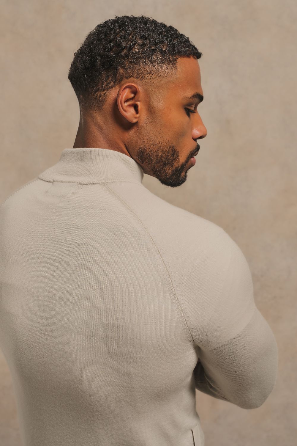 Extra Fine Merino Wool Knitted Zip Through in Ecru