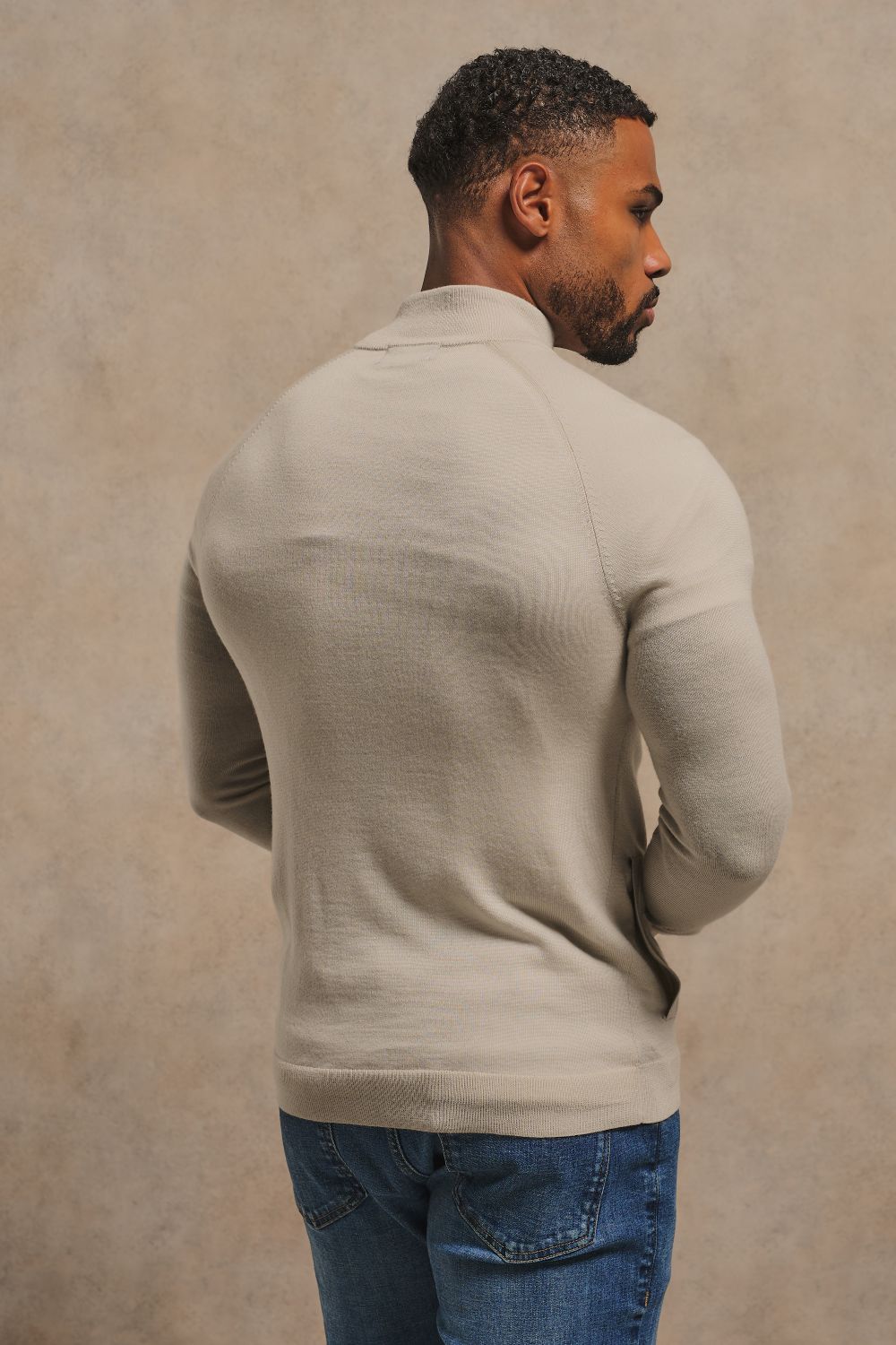 Extra Fine Merino Wool Knitted Zip Through in Ecru