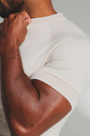 Fine Tipped T-Shirt in Alabaster and White